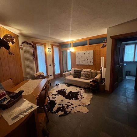 Appartamento Incantevole Con Box E Ski Room, Wi-Fi, 보르미오 외부 사진