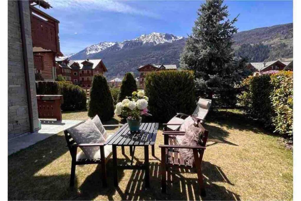 Appartamento Incantevole Con Box E Ski Room, Wi-Fi, 보르미오 외부 사진
