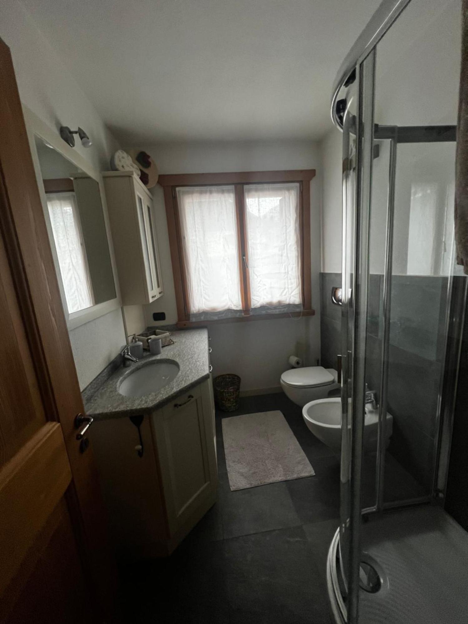 Appartamento Incantevole Con Box E Ski Room, Wi-Fi, 보르미오 외부 사진
