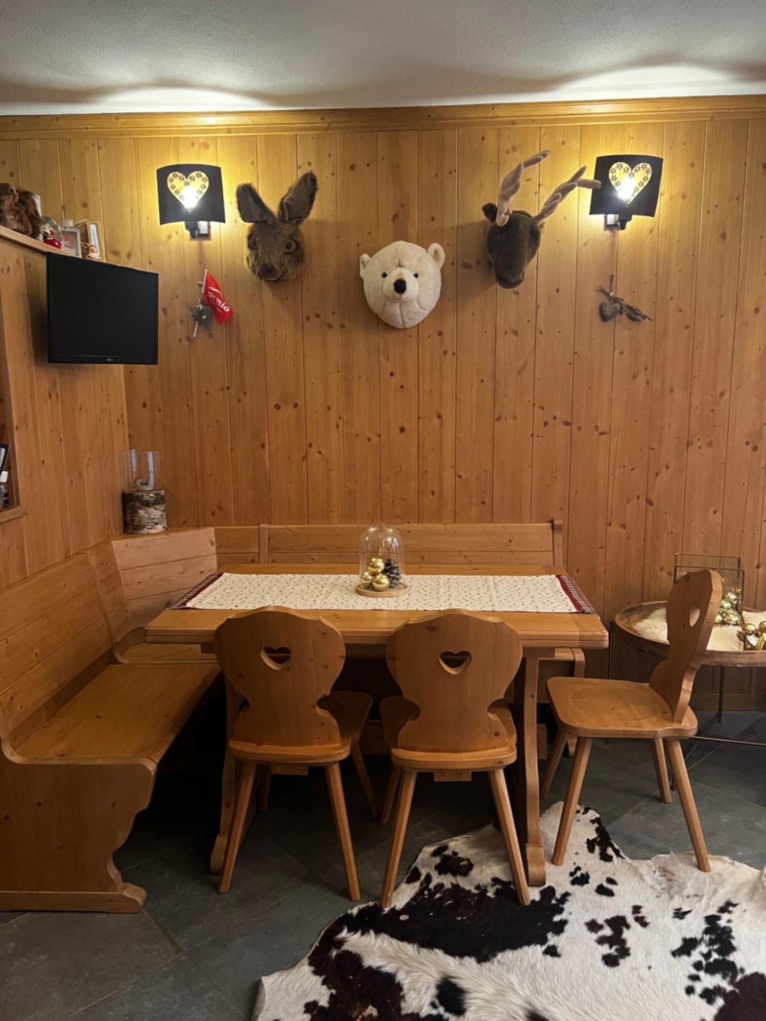 Appartamento Incantevole Con Box E Ski Room, Wi-Fi, 보르미오 외부 사진